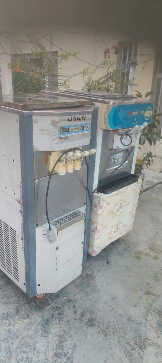 السلام عليكم ورحمة الله
مكنتين للبيع شرط التجميد  نظيفات 
الموديل الحديث ب7 
والقديم ب5  
العنوان كركوك ***********
