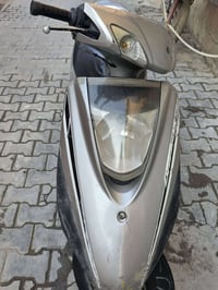 دراجه بريز رمبه مكينه ممفتوحه بلاديه كلشي شغاله بيها مكينه ناعمه خرسه ...