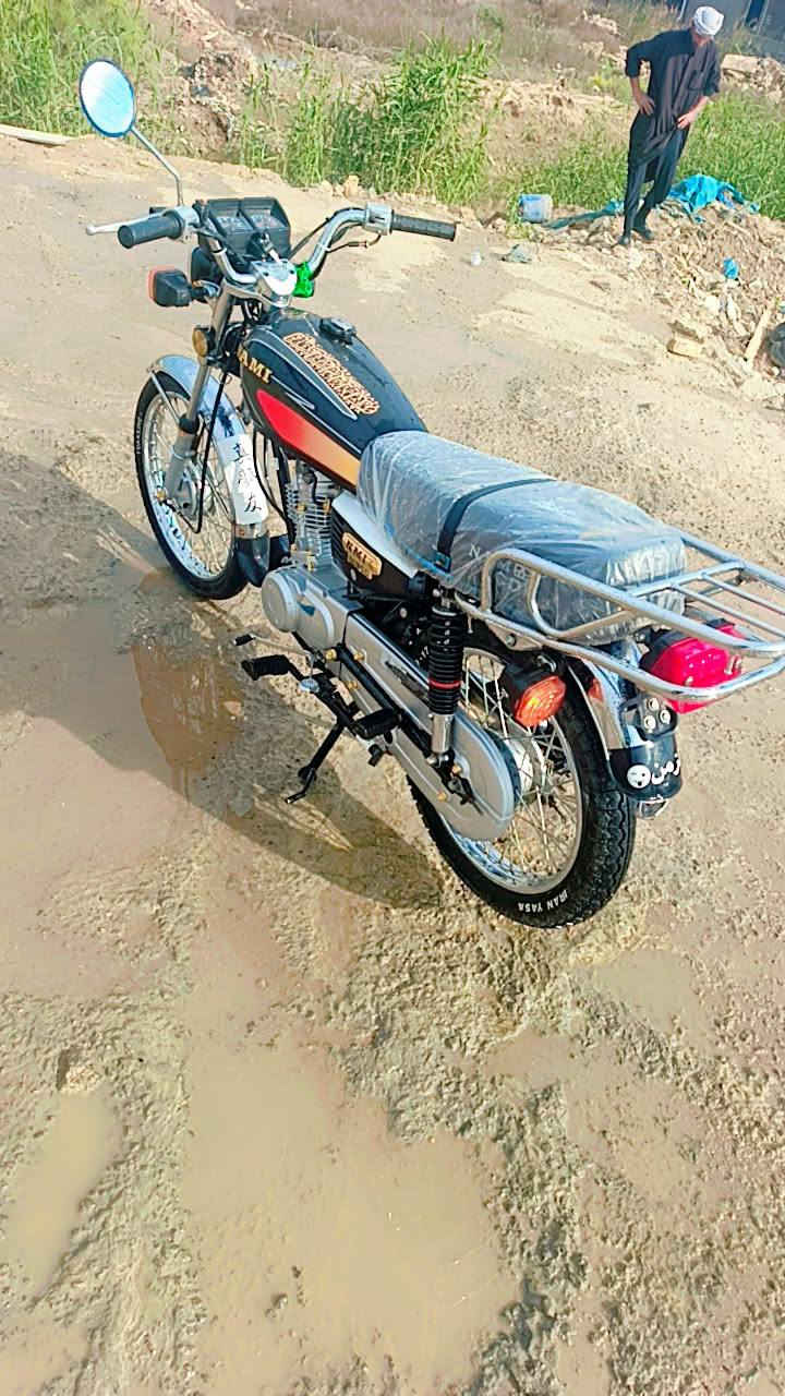 نامة مديل 25 سكنر مكينة 3 احرف الاصلية سعرة 625 وبية مجال دراجة برغي ماناقصة كفالة عامة شراي اتصل وتدلل ***********
