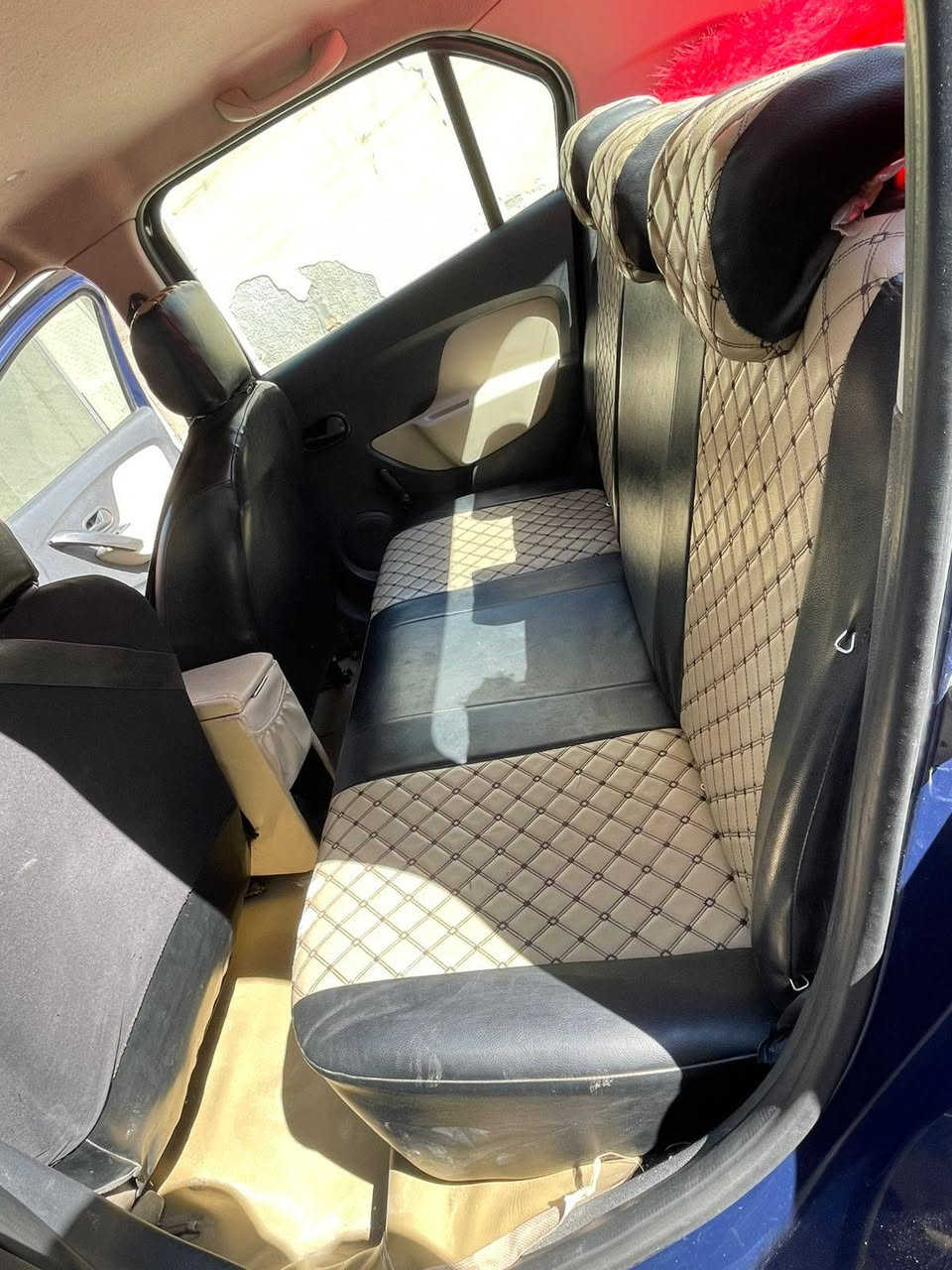 للبيع رينو سمبل مديل ٢٠١٩
سيارة مقفوله من الصبغ بيه بارد على كد الشبر فقط 

مكان بغداد سعر ٧٥ 

رقم ***********
