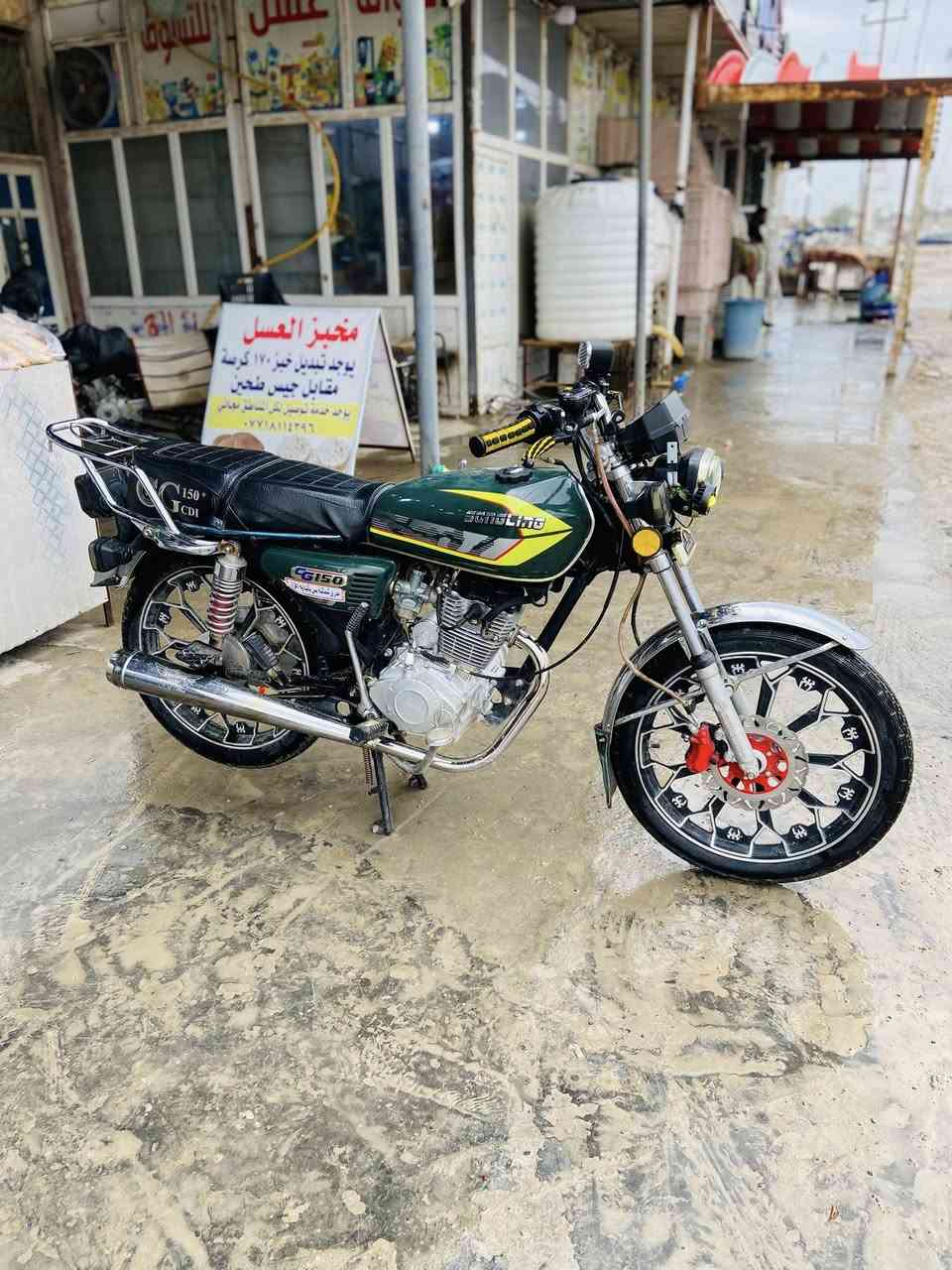 سلام عليكم شباب دراجة موديل 24 قبل يومين من اخذتها مراوس بسيفان عادي واذا بيع سعرها 750 بيها مجال دراجه تاخذها ما ذب عليها لو ربع الي يريرهة خاص مفتوح رقم الهاتف ***********
