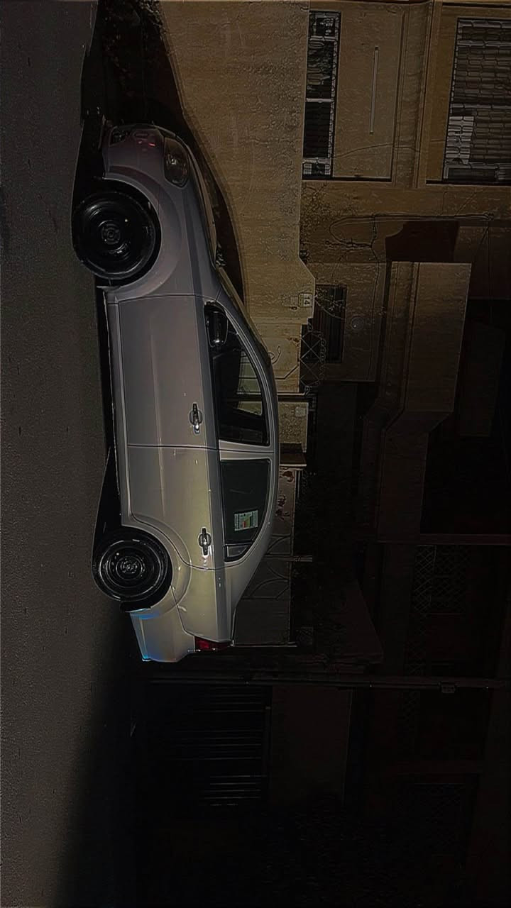 ئەفیۆ ٢٠٠٩ بۆ فروۆشتن 
یەک پارچە و دۆسیەکەیی بۆیاخە ٢٥٠ مەسرەفی نییە 
ناو رەش کامل جوانکاریی بۆ کراوە بە زەمانی فەحس و سۆنەر 
بۆ پەیوەندی/*********** السليمانية, العراق
