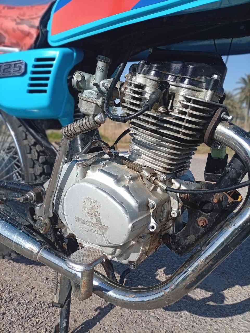 سلام عليكم دراجه للبيع تايكر 4كير محرك 21 لسعر 250 وبيه مجال لرقم *********** مكاني ديالئ تقاطع لقدس
