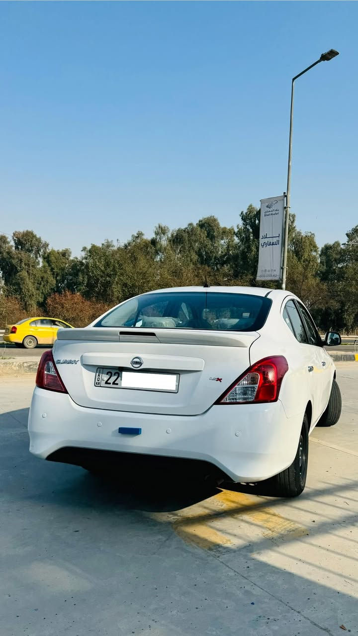 السلام عليكم
نيسان صني هندي 2023 
بدون صبغ 
(بيها تعديل بارد جاملغ الخلف تحت قبغ البانزين فقط
وبيها بخصة بالدوسة مبينه بالصور )
ماشية 37000km
رقم اربيل 
مكان السيارة موصل /ايسر
للاستفسار الاتصال على الرقم
0781 129 3616
السعر 121
