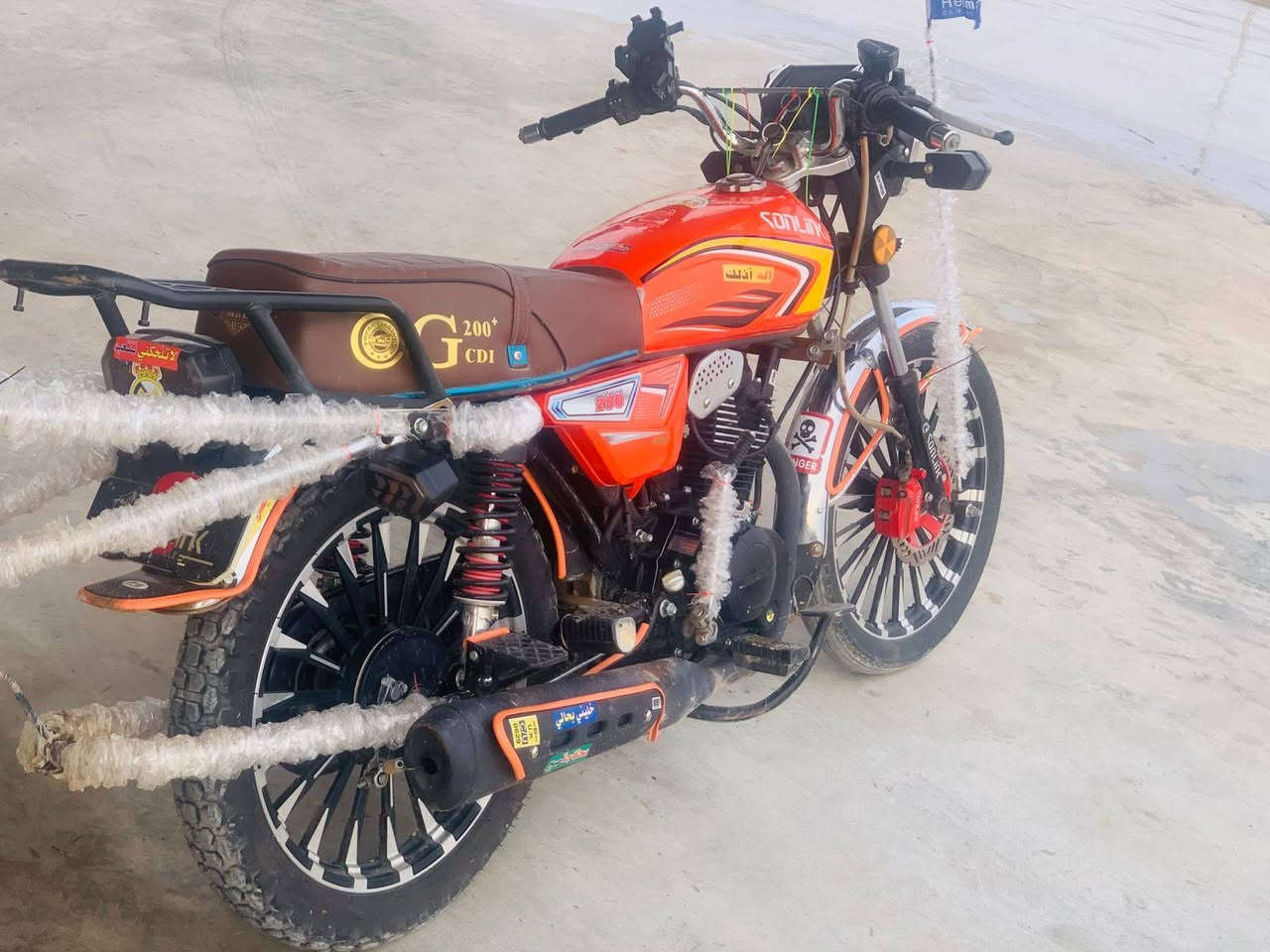 السلام عليكم سونك للبيع
موديل 2024 محدث 2025
محرك شرط ما مفتوح 
محرك اسود 
شاشه كلو شقال
مفيس 
الموطور احله من الصور 
المو شراي لا يكسر بحلال العالم رجائن رجائن
السعر 780وبي مجال قليل
***********
