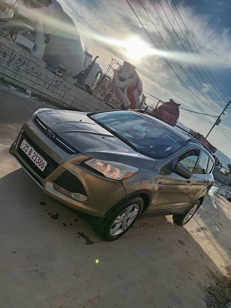 فورد اسكيب موديل ٢٠١٣ فول مواصفاته بس سلايد نيا مه كينه ي ١٥ توربو كيرو مه كينه ي به شه رت _٢بارجه و به له يه كي بوياخه بي ناوكرتن بي ايرباك كه لا غرامه ي تيا يه دواي مه عامه له بوت اكرينمه وه الوكوريش اكه م به شتيك به دلم بيت _***********_فايبه ر واتصاب له سه ره السليمانية, العراق
