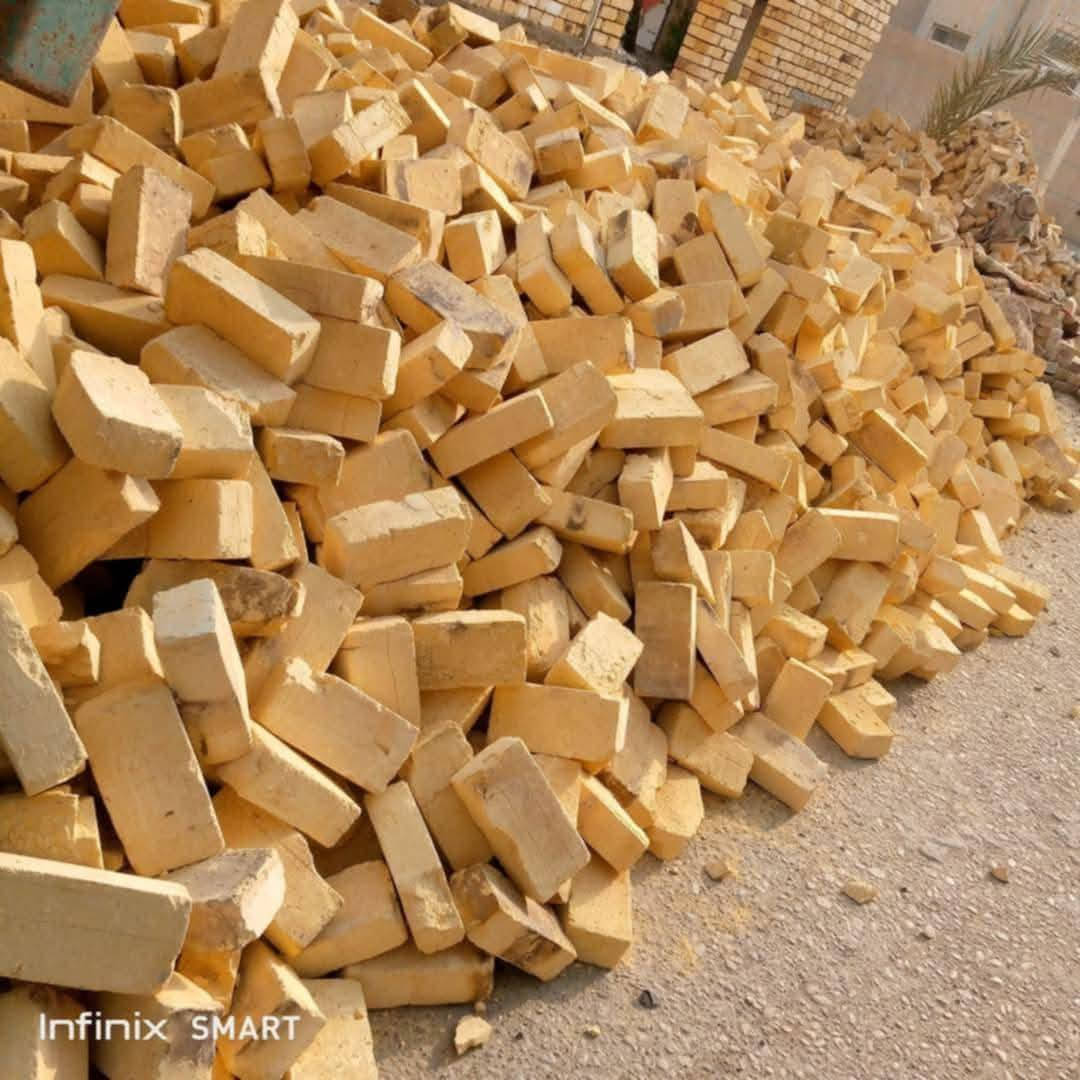 السلام عليكم توفر عندنا طابوق رقم واحد مالت العماره ومال الطيب السكس 800 وبيها زياد 500 وتك 4000 طابوقه رقم واحد بالذمه الله يرضى الناس واحنا نرضاكم وهذا رقمي ***********
