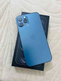 سعره 500 وبي مجال ايفون 12 برو ماكس ذاكره 256 بطارية 82 نضافة 100/99 ج...