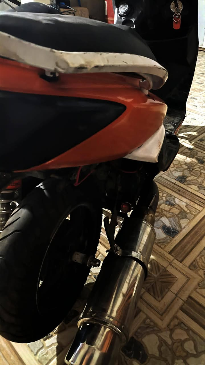 دراجه سكنز للبيع مكلف بالنشر كله شغاله @***********
