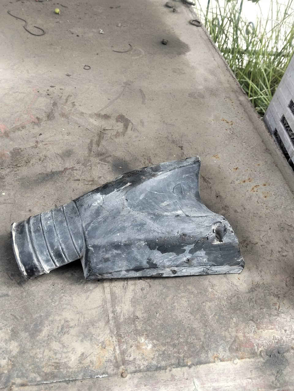 سلام عليكم غراض بريز للبيع وكابريتر وكلج مال ماكس عدله بلاديات للبيع مكان بلديات رقمي ***********
