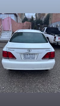 كراون اثليت • ٢٠٠٦ • مرايات كهربا