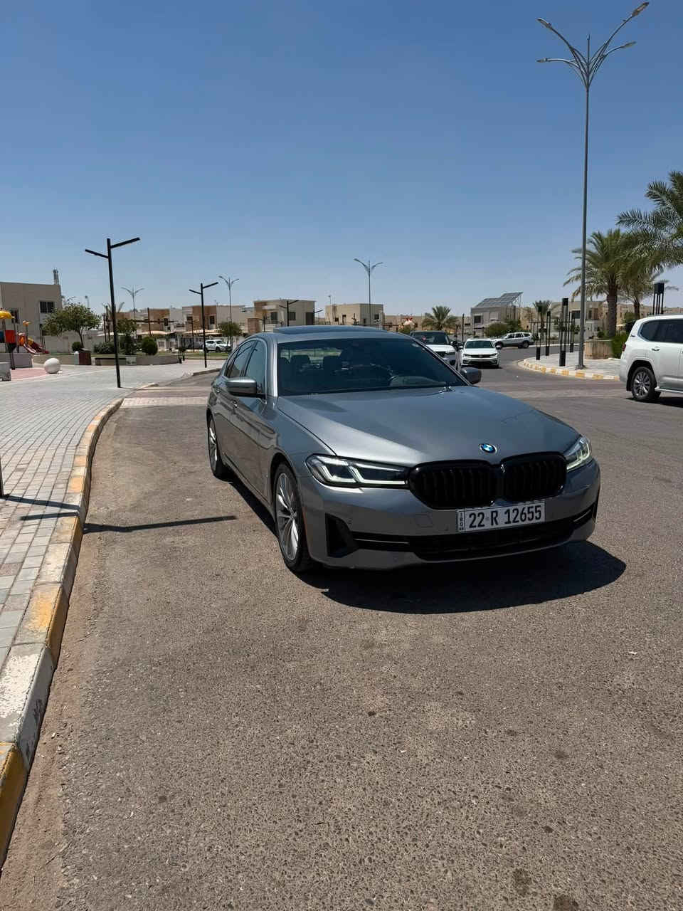 السلام عليكم 
                                                                              BMW530i
فول مواصفات
فتحه 
بصمه 
جنطه كهرباء 
ويل كروم 
دات شو
4 ابواب بصمات 
كراسي كهرباء 
حساسات امامي + خلفي 
قوف ذاتي + قياده ذاتيه 
مري اشاره وشفط 
رادات ميحطه 360 
لد امامي + خلفي 
وبعد بيها اهواي مواصفات 
ماشيه 35 الف مايل 
بيها صبغ جاملغ فقط شرط بدون دواخل 
بدون ايرباك 
ناشر صور الحادث 
بسعر مناسب جدآ 31.500$ 
مكاني اربيل 
***********
