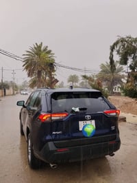 راف فور موديل ٢٠٢٤ زيرو بدون ضربه  السياره فئات XLE بصمه الحادث غرق شغ...