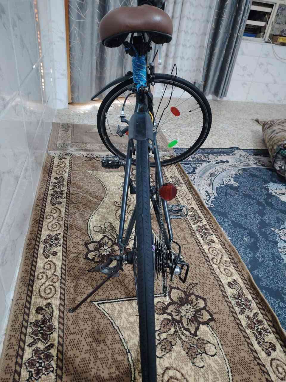بايسكل للبيع ياباني باله مابي اي نقص  مختم من كل مكان البايسكل خفيف مال رحلات طويله وما يتعب بل سياقه                         المواصفات/ تايرات جديده                                                     سرج طبي اصلي لون جوزي                                                     الكير شيمانو يبدل 6 نمر                                                        وياله اصليات اني البايسكل مشتري 200 ما صارله هواي من اشتريته المكان بغداد الحسينيه الراشديه السعر 150 وبي مجال


**إذا كنت صاحب هذا الإعلان وتريد حذفه لأي سبب، رجاءا أرسل رسالة إلى الدعم الفني**