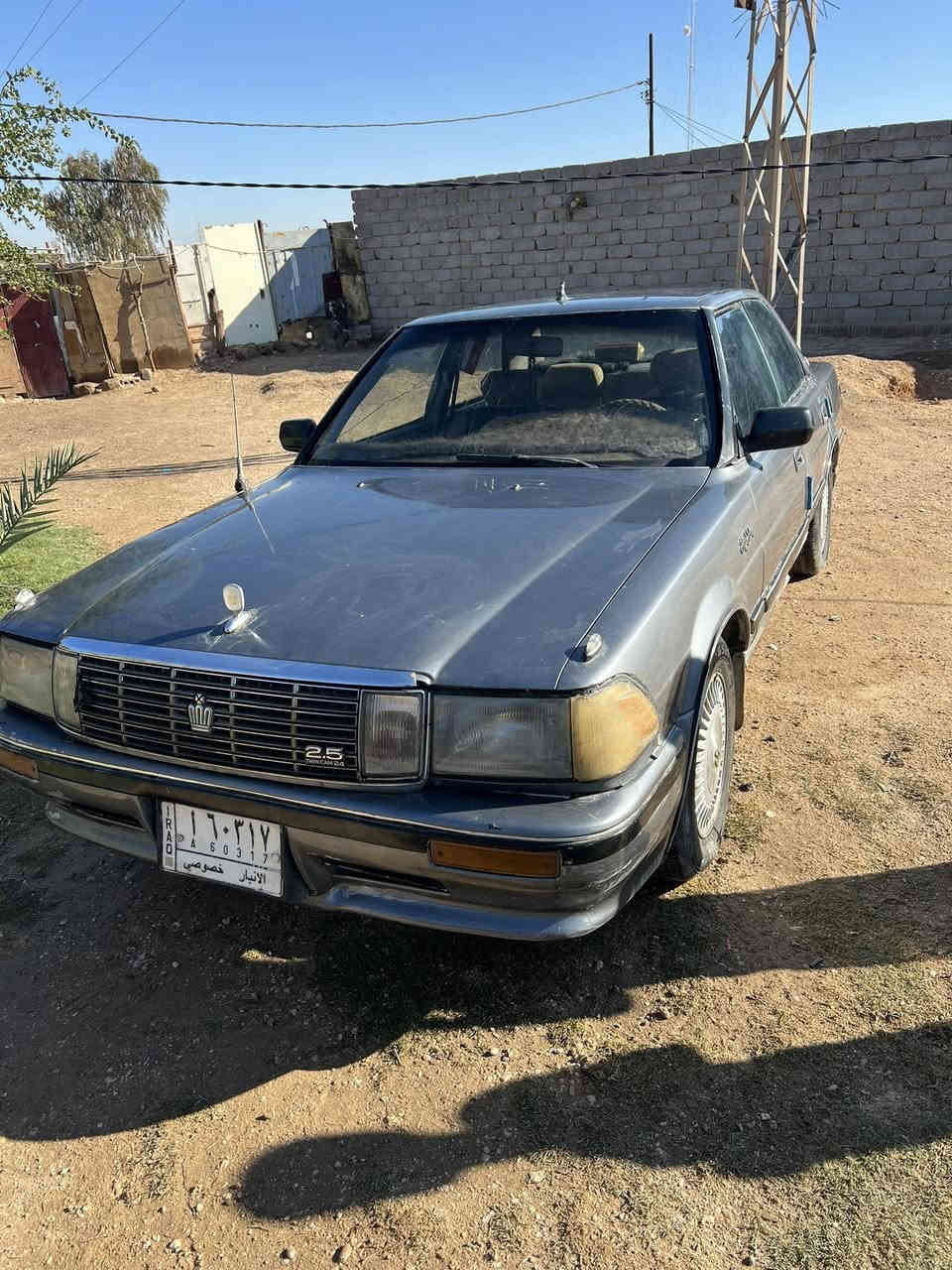 تويوتا كراون هارتوب موديل 90 سياره نظيفه محتاجه  شويه ترتيب لون رصاصي رمادي  
رقمها انبار 
سعرها 35 وبيها مجال
‭0783 057 9918‬
***********
