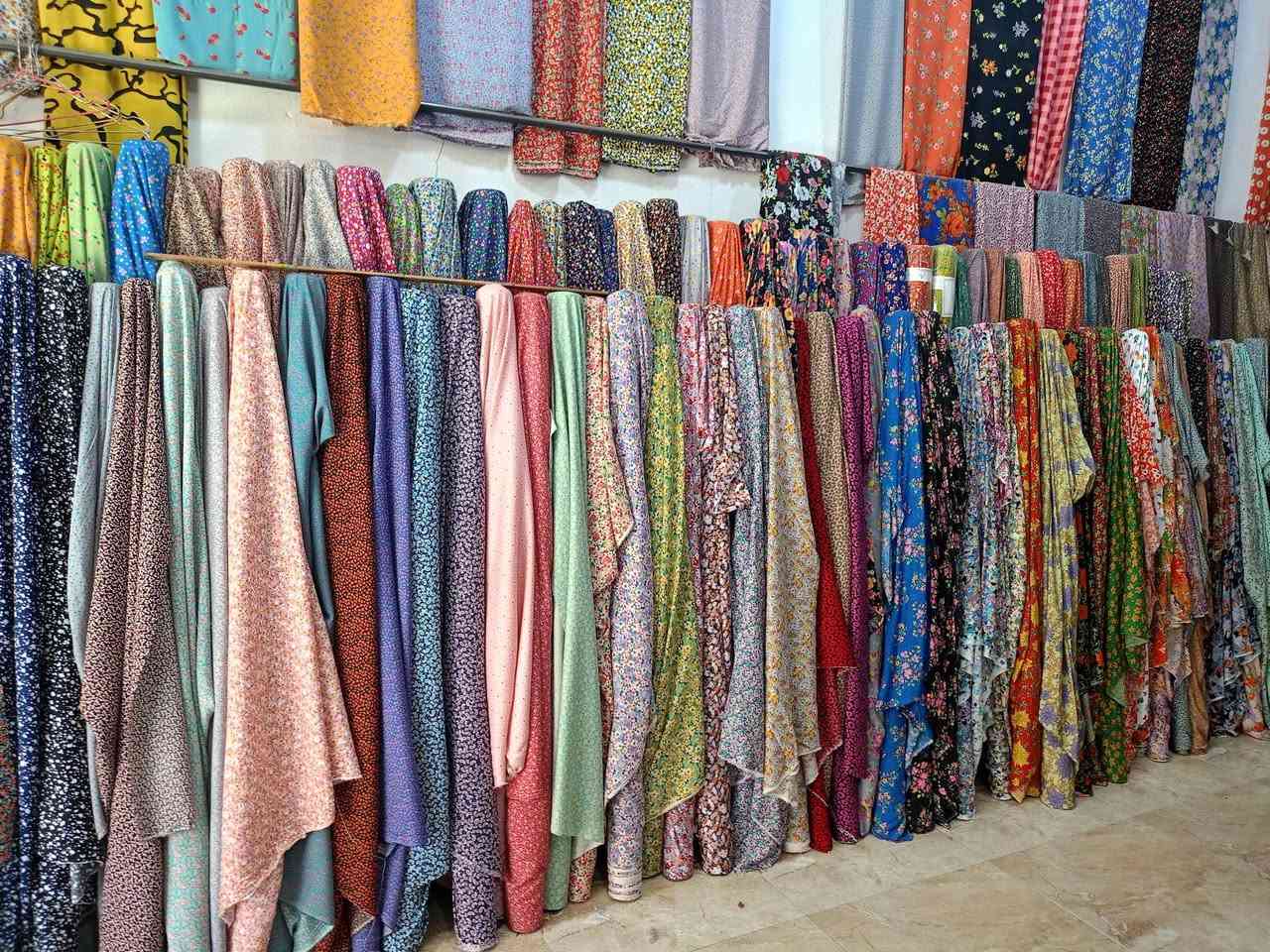 هەرجی هەلئەگریت
ماکسی تەنها ٣ هەزار
کوتالی سیروان دەربەندیخان


**إذا كنت صاحب هذا الإعلان وتريد حذفه لأي سبب، رجاءا أرسل رسالة إلى الدعم الفني**