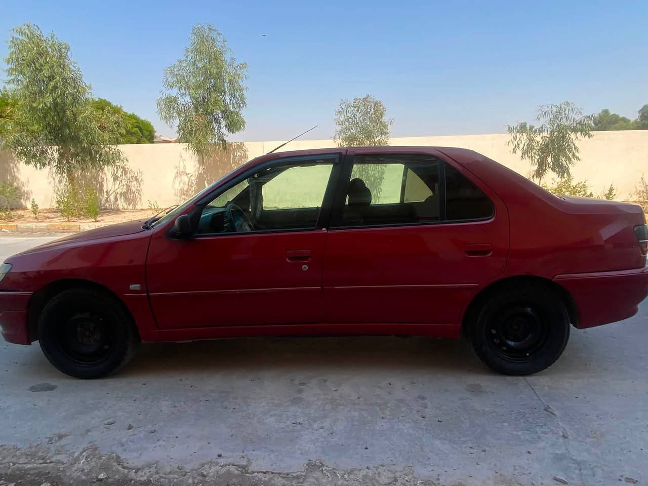 سلام عليكم بيجو 306 للبيع 2002
كير محرك شرط جاملغ وباب خلف سكن بونيد صبغ بدون قطره دواخل سياره بلاديه مال بيت كهرباىيات شرط بلاد تحويل ثاني يوم سياره ماتحتاج مصروف 
مشروع وطني مكاني كركوك السعر 52

***********
