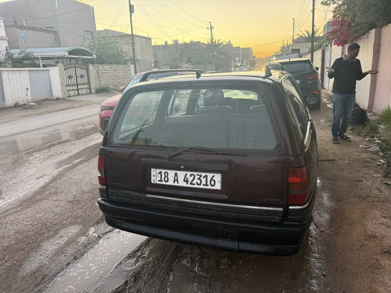 السلام عليكم
اوبل اوميكا ستيشن للبيع موديل 92 سنويه لغايه 29 تخم تاير باتري جديد كير عادي  السعر 24وبيه مجال بسيط العنوان حله نادر الثانيه 
***********
