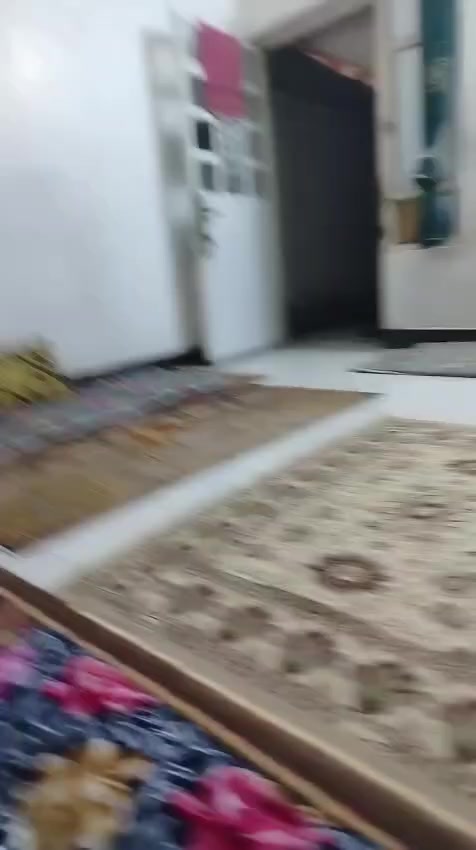 دار ١٠٠م للبيع  ٥ /٢٠م في حي الغدير الالبان معروض للبيع في مكتب ابو احمد الجبوري للعقار في حي الإمام الصادق/١ الخصيمه قرب مدرسة الازدهار الابتداءيه للبنات للاستفسار مزاجعة المكتب أو الاتصال ***********
