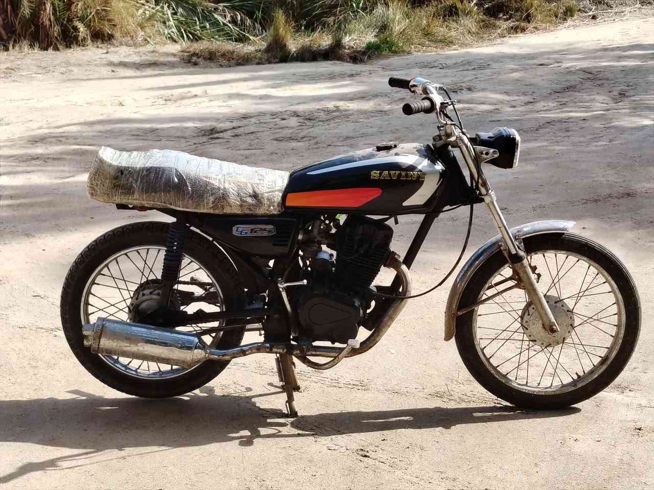 شباب دراجه للبيع شاصي ارشه 2014 اصولي المكينه ستوته 2020 صالنصه رياضي صوت
دراجه مال جناي سعر 400 وبيها مجال

شراي يتصل ***********
