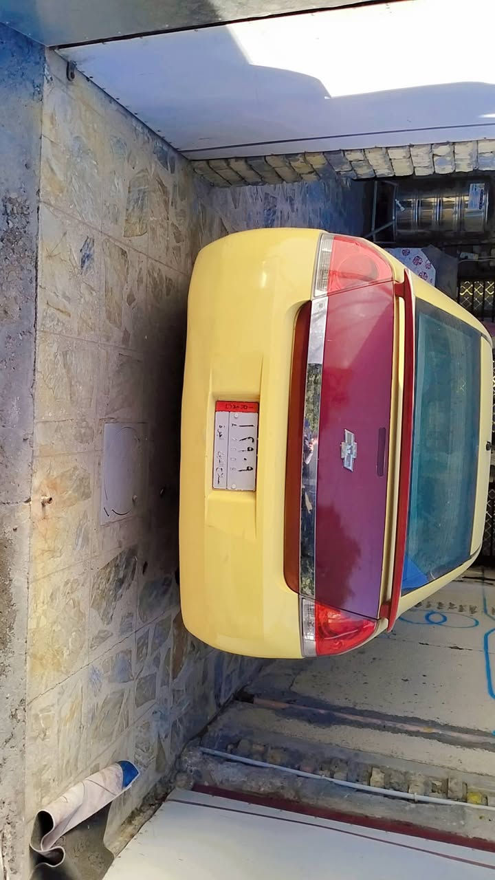 السلام عليكم إمبالا 2009 محرك جديد تبريد ثلج صدر تايرات خلفيه جدد تخم دسكات جدد راديتر ماء جديد باتري جديد مراواح جدد. سيارة نقصها كير فقط كير بوليسي تعليك معا اضافة براد كير خارجي .
ب60. . ***********
