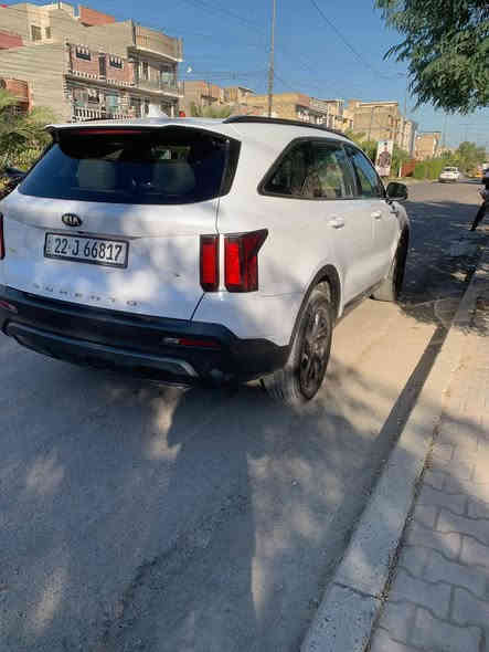 يا الله سلام عليكم
سورنتو 2021 فول ما عده الفتحه وارد امريكي رقم اربيل مواصفات 
مكينه 4 سلندر 2500 تنفس طبيعي
داخل ابيض 
7راكب
كشنات جلد
كشنات كهرباء
كشنات تدفئه
تبريد قطعتين
شاشه كبيره
قمار حديد
5 وضعيات قياده
اوتو هولد
حساسات امامي خلفي 
رادار امامي خلفي جانبي 
وبعد بيه هواي مواصفات سياره ماشيه 64الف سياره حادث جاملغ مبدل بلادي وربع بنيد تصليح بسيط بل باب بدون دواخل مكاني بغداد شعب سعر سياره 207 وبيه مجال رقم ***********
