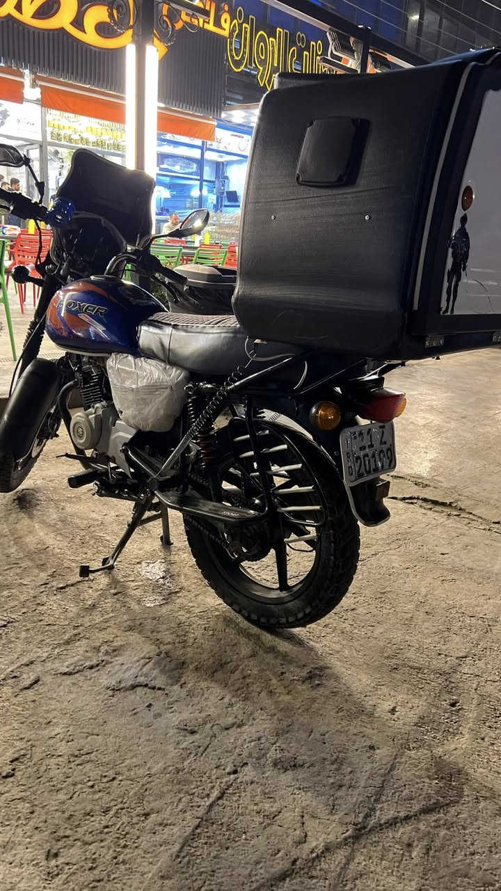 السلام عليكم دراجة بوكسر 
2023🛑
مرقم بغداد تحويل ثاني يوم
الدراجة نضافة 95%
 المكينه تجفيت الشركة
الرقم الهاتف : ***********
ومتواجد واتساب 
🛑العنوان / الغزاليه شارع مدير الأمن
السعر مليونين وتسعمية وبيها مجال
