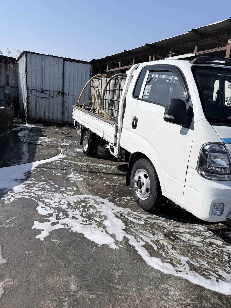 سلام عليكم كياء فحل مديل15محور اكسن ستدات 27 تانكي 120 رقم دي قار بسامينه مشروع وطني بيه صبغ بل ربع الجهتين الباب الأسيق مبدل بلادي السياره مال جني خير من الله السعر اتصل بيك خير تدلل ***********
