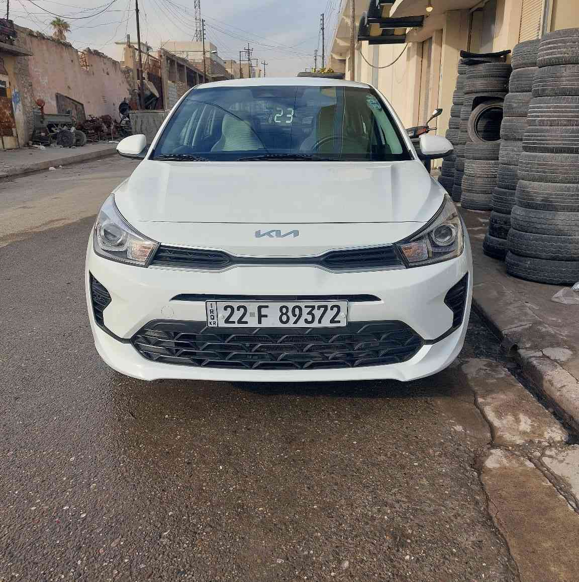 السلام عليكم 
كيا ريو ٢٠٢٣
فول مواصفات ماعدا الفتحه
حساسات تحكمات 
رادارات امامي خلفي
قيادة ذاتيه 
كروز سرعه 
تشغيل بصمه
ليت زينول اصلي 
بصمه ابواب ثنين
ماشيه49 ميل 
حجم المحرك ١٦ دوش
الكير cvt 
الضرر 
باب تبديل وباب تصليح
السعر135
مكاني موصل 
*********** موصل, نينوى
