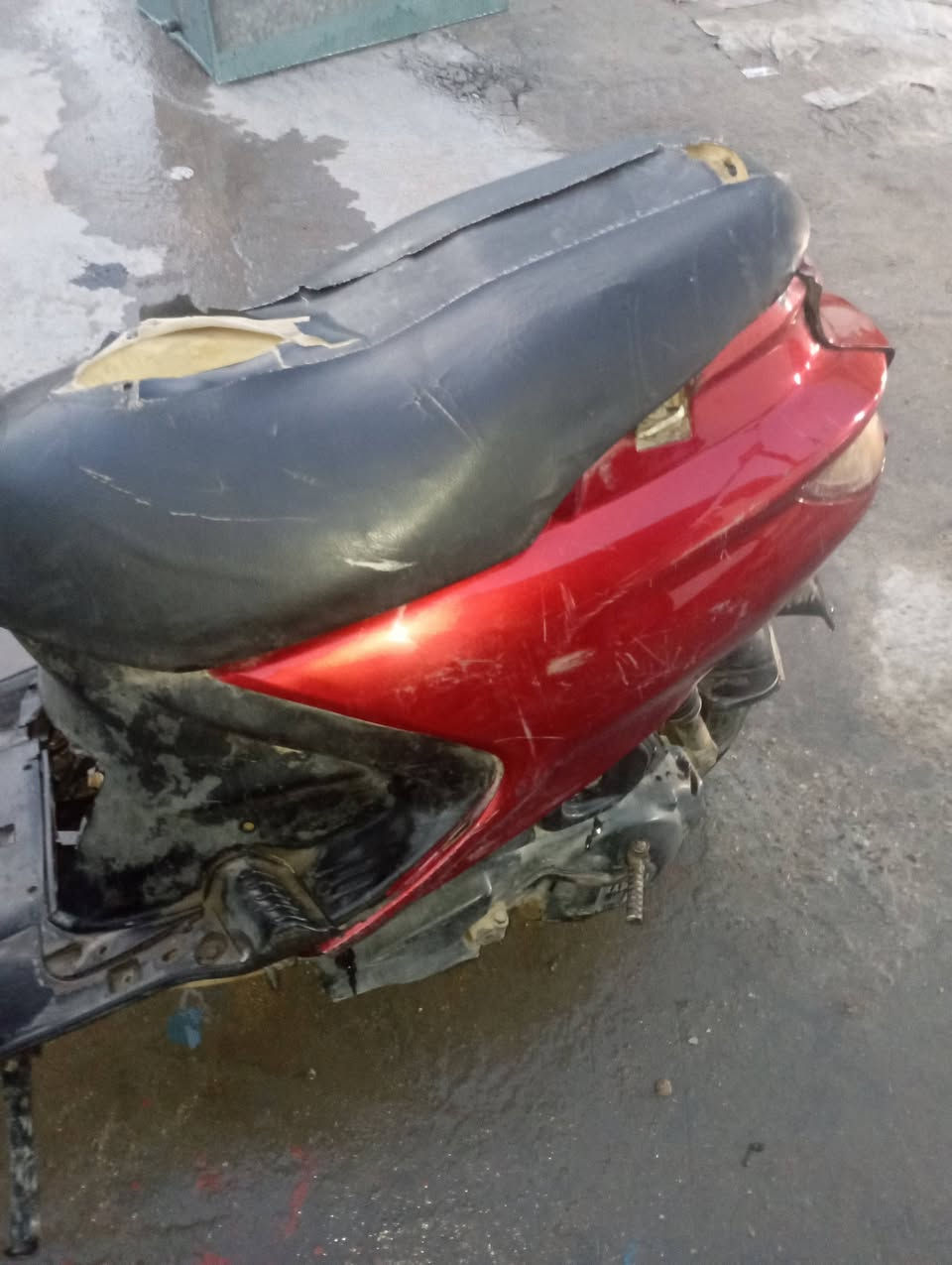 فراشة للبيع شغالة كاملة عوزة ترتيب قليل سلف شغال لايت سعر ٢٥٠ بية مجال ذا شراي *********** تصال عرقم بي وتساب  خاص مفتوح مكاني حلة ابو غرق
