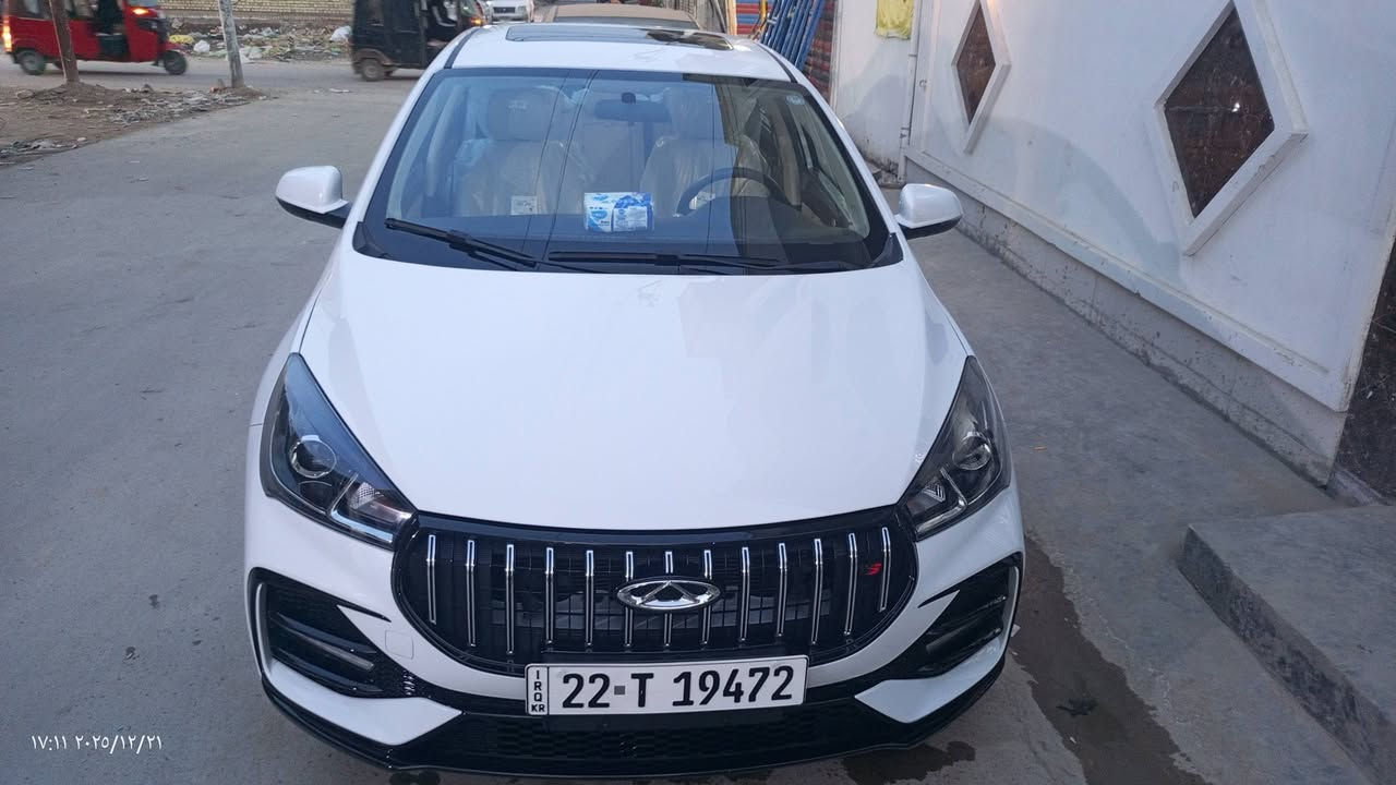 السلام عليكم  اخوان السياره فول مواصفات تجي 
فتحه 
شاشه وكامره 
حساسات 
مري شفط 
كشنات جلد 
كشن السايق تحكم كهرباء 
شاشه العداد دجدال وتحكامات وضع القياده 
فول تحكم ستيرن 
مثبت سرعه 
أوتو هول 
سايد بريك دكمه 
تايارت حجم 17
اخوان السياره رقم أربيل راس الشهر احوله بسمي ماشيه 5000صار شهرين من ستلمته زيرو السعر 19مليون وبي مجال حك الجيه السياره حره رقم تلفون وبي واتساب ***********
