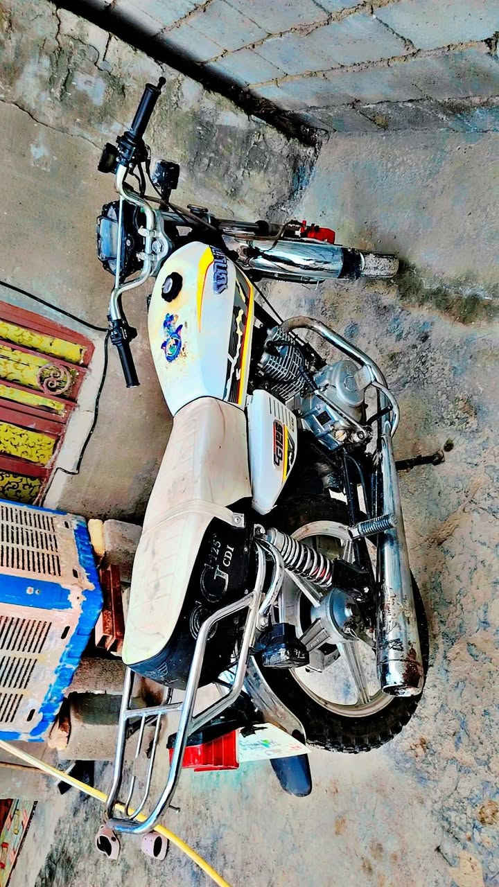 سلام عليكم  شباب دراجه تايكر نضيفه دراجه مرتبه خير من الله السعر  600 وبيه مجال  ***********
