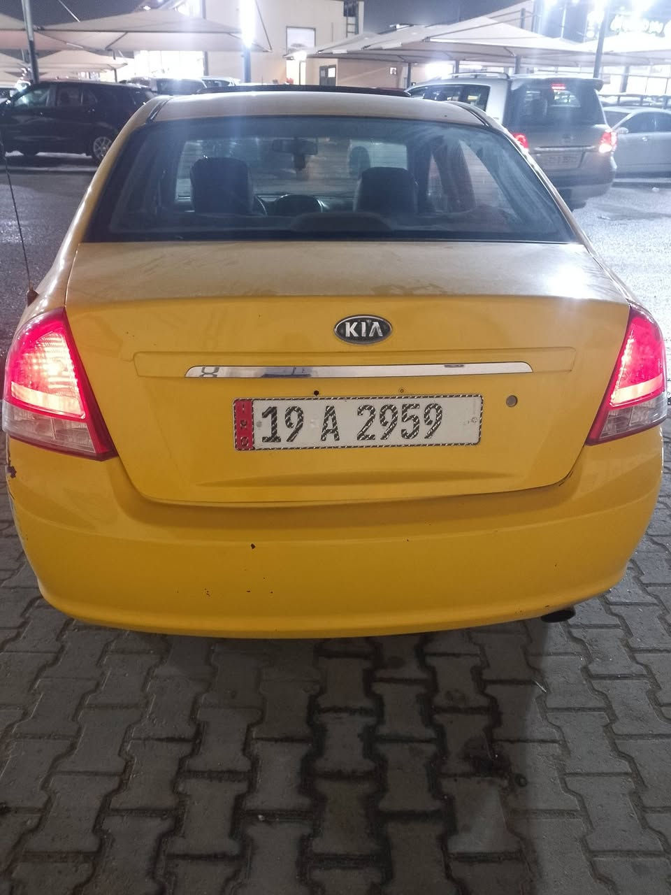 السلام عليكم سياره سبكترا 2009 وارد امريكي حادثها جاملغ وبنيد بدون دواخل سياره حلوه ونظيفه صبغه جديده السياره ما تذب عليها ربع بيها طخات شارع السياره معروضه 73 وبيها مجال للاستفسار اكثر ***********
