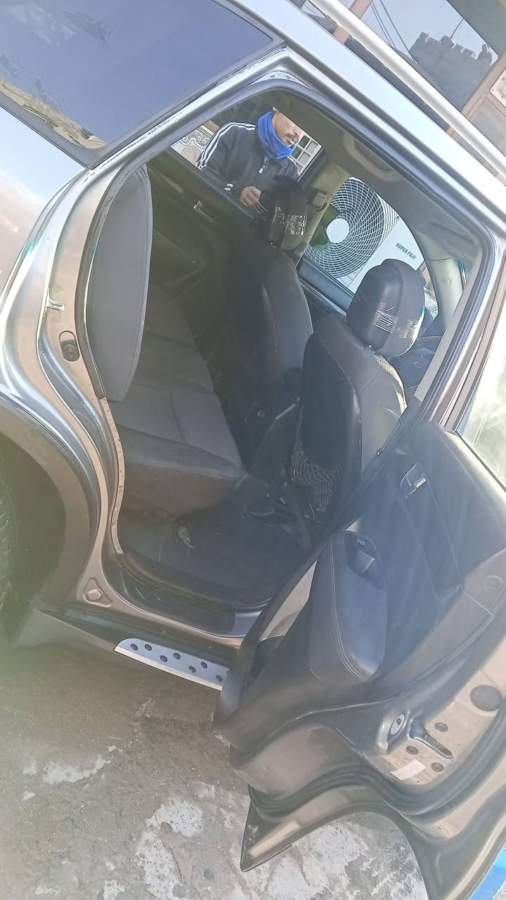 سورنتو موديل 12 بيها قطعتين صبغ رقم انبار للبيع او للمراوس بحديث ***********
