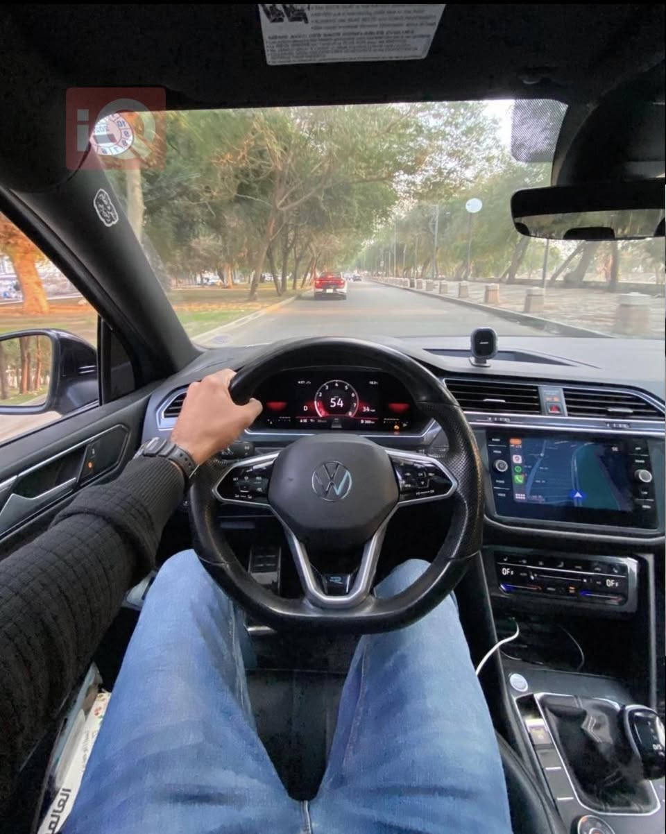 تيجوان Tiguan R-Line 22

سيارة 5 راكب فور ويل مرغوب
مواصفات معروفة ار لاين، مودات قيادة
رادارات توقف ذاتي امامي وخلفي،نقاط عمياء
صندوق كهربائي بانوراما وهواي غيرها

رقم اربيل سنويه وهزة جديده 

حادث باب خلف سائق
بجم امامي وخلف كبس

السعر 187$
بيع فقط بدون مراوس

فيسبوك غير متواجد
***********
موجود واتساب
عنوان بصرة
