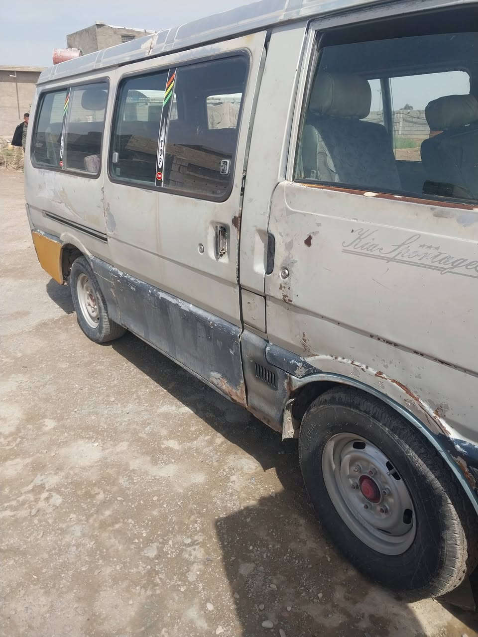 سلام عليكم  كية بستة للبيع رقم طلاح الدين سيارة جاهزة مكان سيارة ديالى  رقم صاحب السياة ***********
