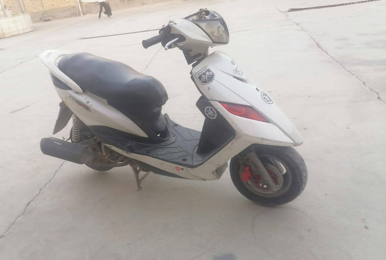 ثعلب صارلها ٦تيام مامشغلها اليوم دكيت بيها سلف وهندر ماشتغلت ابيع هلموجود ٢٥٠ وبيها مجال مكان الدراجه بالحله للاستفسار الاتصال ***********
