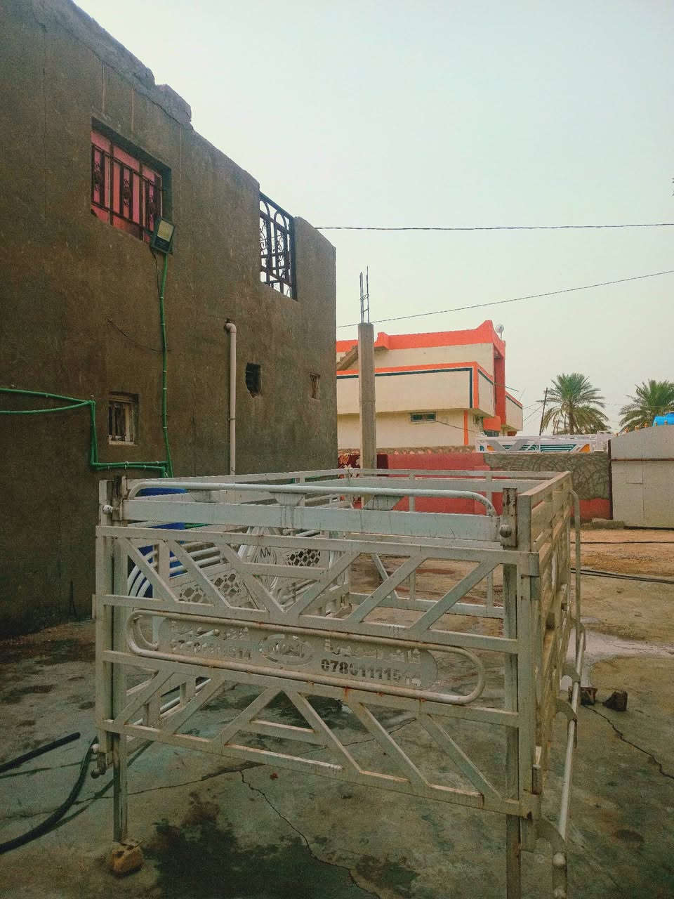 السلام عليكم ورحمة الله للبيع محجر كيا نثيه  المكان بابل المحاويل ناحيه الامام قرب طرشي ابو حيدر الاستفسار ***********
   السعر 650بي مجال
