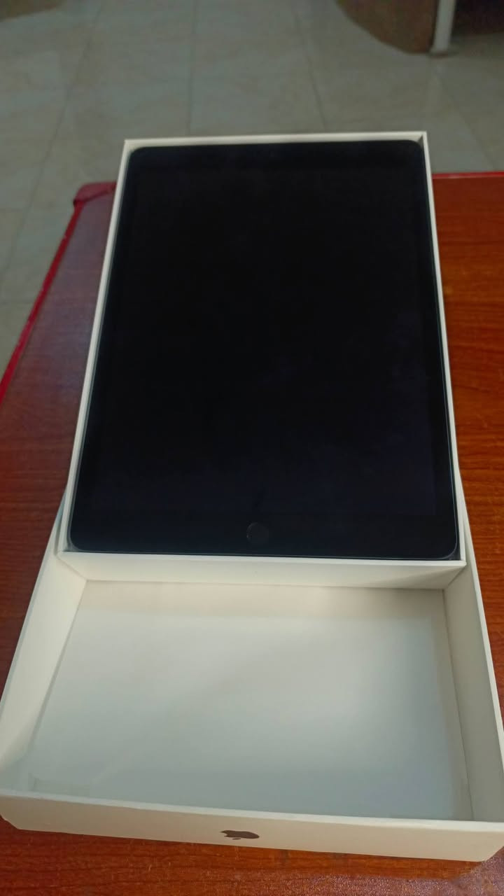 ايباد 9 ذاكره 64 سلاسه قويه مابي عيوب تجي وياه كارتونته وشاحنته الأصلية ولازكه أبل سعر225 محافضه كربلاء الرقم *********** واتساب
