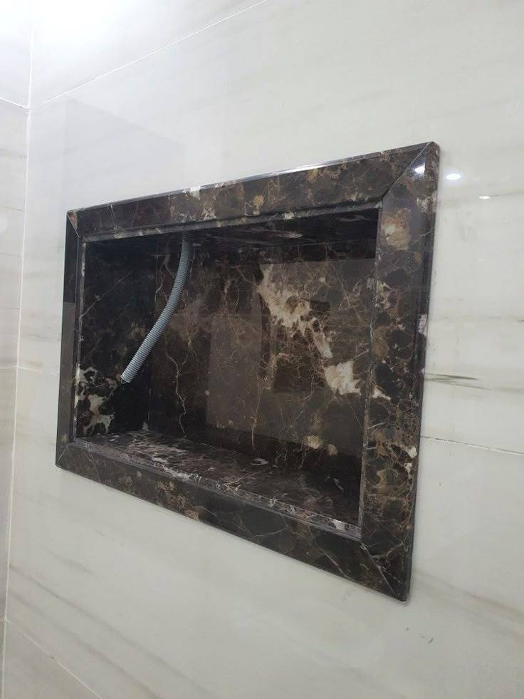 خلفة سيراميك ، الواح ، بورسلين ، كاشي ، مرمر  
شغل درجه اولى اسعار مناسبه ***********
