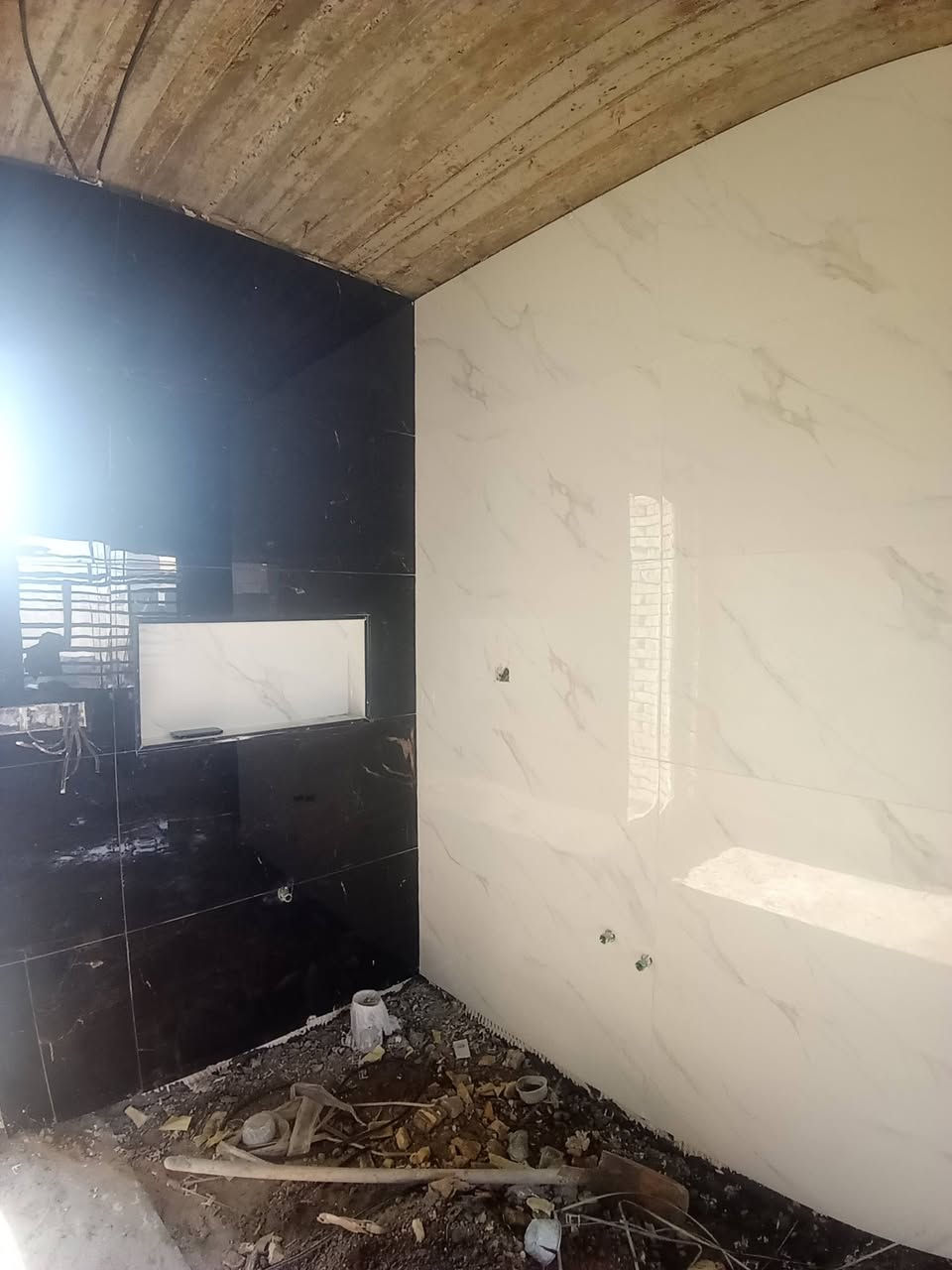 الكادر المصري للسراميك والبورسلين والمرمر والبخ بفضل شغل درجه اولي للتواصل ***********
