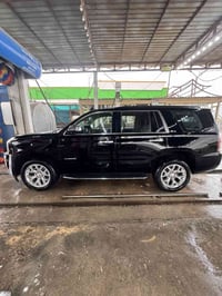 يوكن SLE • V8 5.3 لتر • ٢٣٢ ألف كم