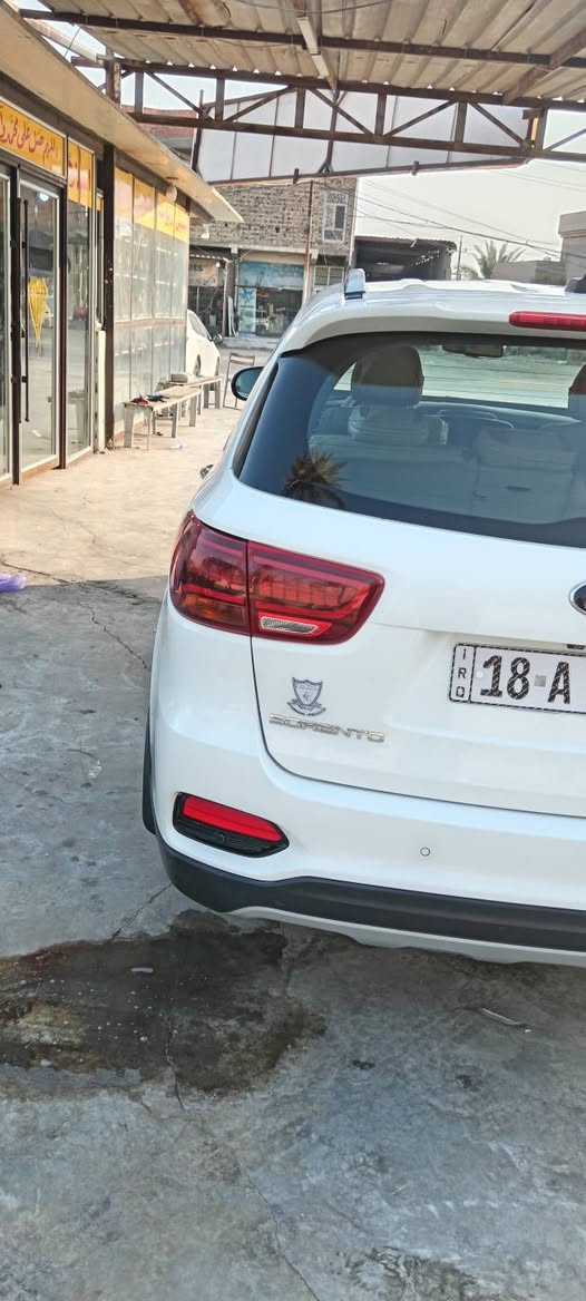 السلام عليكم سورنتو خليجي موديل 2019 
موصفاتهة 
بصمة 
جنطة كهرباء 
بردات خلفية 
سبعة راكب 
كشنات جلد و كهرباء 
ثلاث قطع تبريد 
حساس امامي وخلفي 
تحكم ستيرن جهتين 
انارة ترحيب داخلية وخارجية 
بصمة ابواب 
محرك 6  سلندر بلادي كفالة من فتح وضع شركة 
كير على وضع شركة كفالة من فتح 

السيارة كفالة عامة من صبغ والبارد و الفتح و تبديل 
رقم السيارة بابل  الدولي با اسمي  سيارة على ايدي 

***********.مكان السياره بابل
