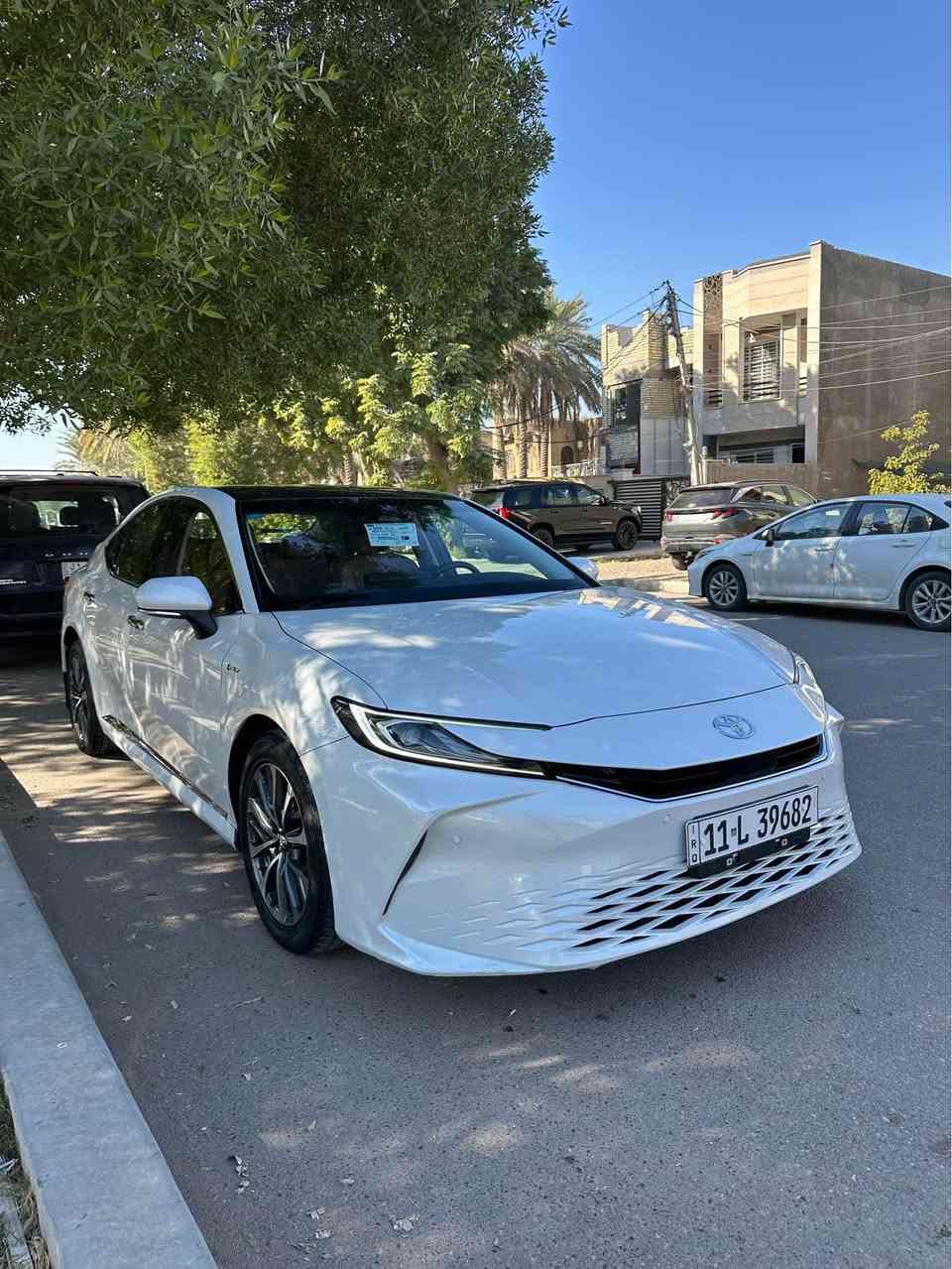 السلام عليكم كامري 2024شكل ل25 لمتدد
✅ ماشية: 50,000km
✅ تجميع: الصين
✅ كفالة عامة (عدا  3رصعات صغار كلش • محرك      cc 2000  هايبرد • بانوراما• كراسي كهربائية• شاحن وايرلس
•مرايات كهربائية مع إشارات• شاشة جبيرة + كاميرا خلفية• حساسات أمامية + خلفية• تحكم مقود جهتين (مالتي كونترول)• ويل كب حجم 17 إنج• رادار أمامي + خلفي + جانبي• دبل جام كهربائي• إضاءة LED + بك لايت LED• حساس أمطار• نظام توقف ذاتي
مكاني بغداد السيديه السعر 242وبيها مجال
*********** بغداد, العراق
