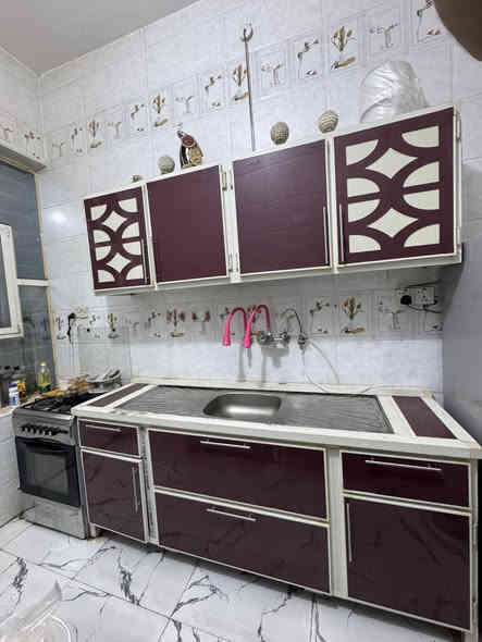 للبيع كاونتر طابقين 2 متر سعر 190 وبي مجال مكاني نجف ***********
