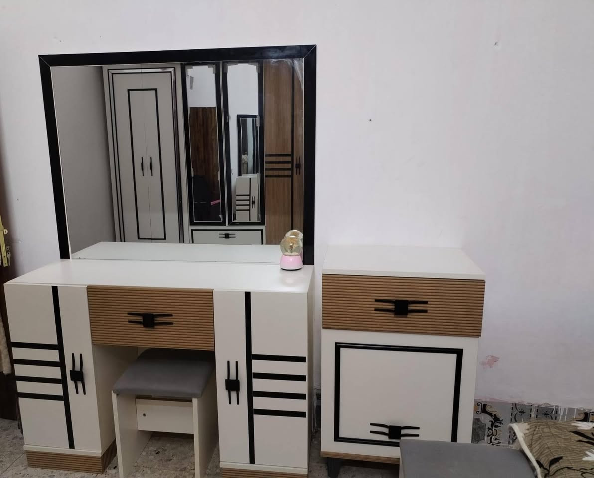غرفه نوم تركي للبيع 10 قطع جديده بعدهي سعر 950 مكان بغداد *********** وتساب

