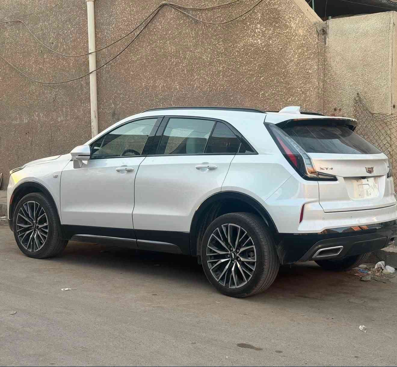 للبيع كديلاك XT4موديل 24 فول مواصفات للاخير رقم بغداد وارد امريكي شاشة متصل تدليك بلكشنات هواي بيها مواصفات المكان بغداد السعر 250 ورقة بيها مجال
***********
