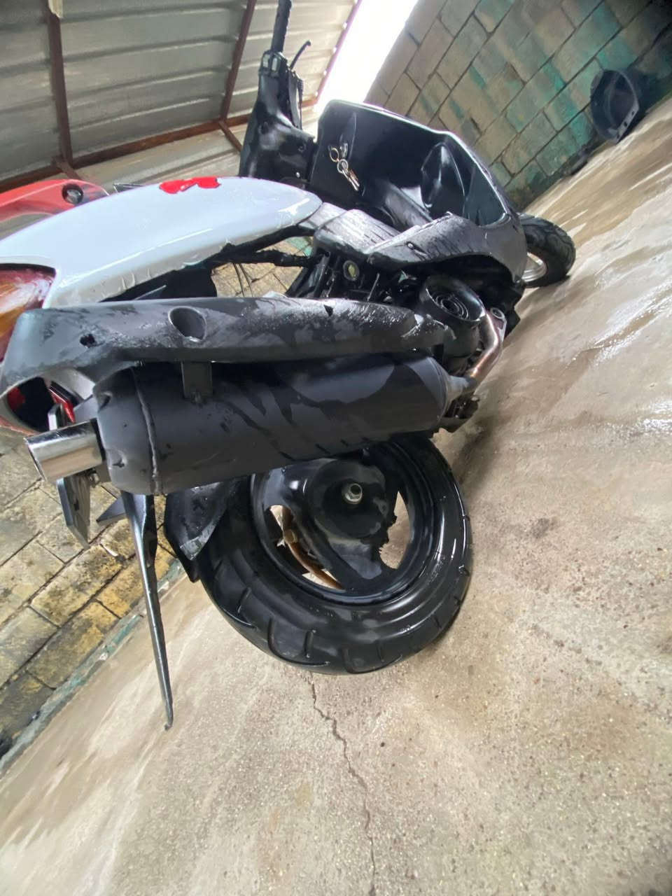 ماكس قجمه للبيع
محرك ياباني ما مفتوح 
دراجه حلوه تخبل 
بيها نواقص بسيطه
السعر 300 قفل مستعجل ع بيعتها


**إذا كنت صاحب هذا الإعلان وتريد حذفه لأي سبب، رجاءا أرسل رسالة إلى الدعم الفني**