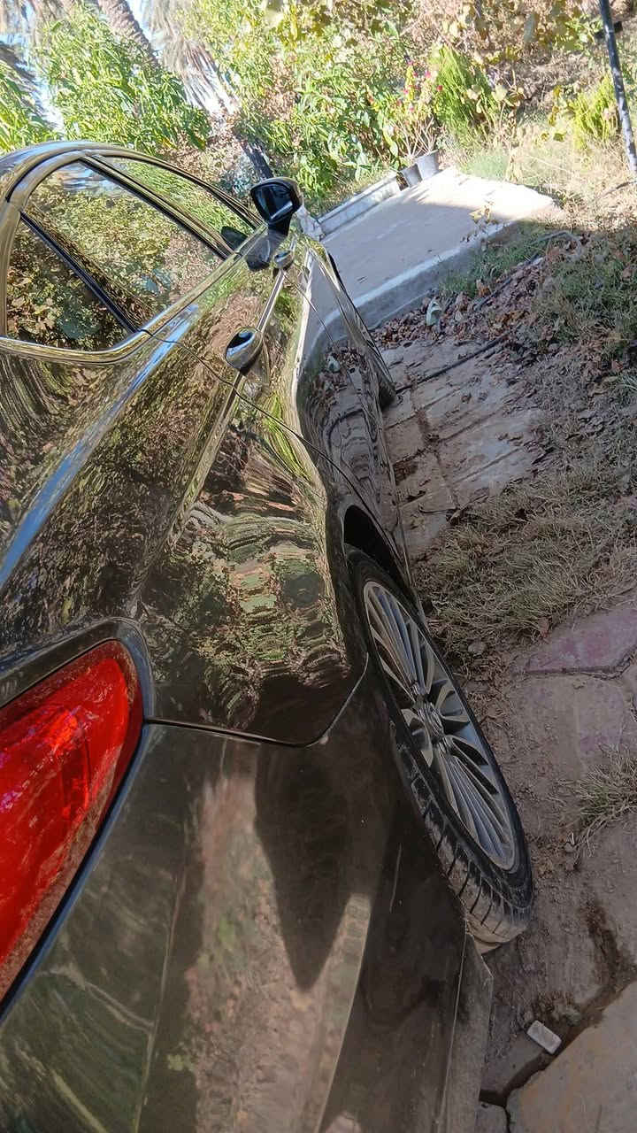 سلام عليكم سياره فورت فيوجن البيع موديل 2017 فول مواصفات حادث مجود رقم ربيل سعر 130رقم ***********
