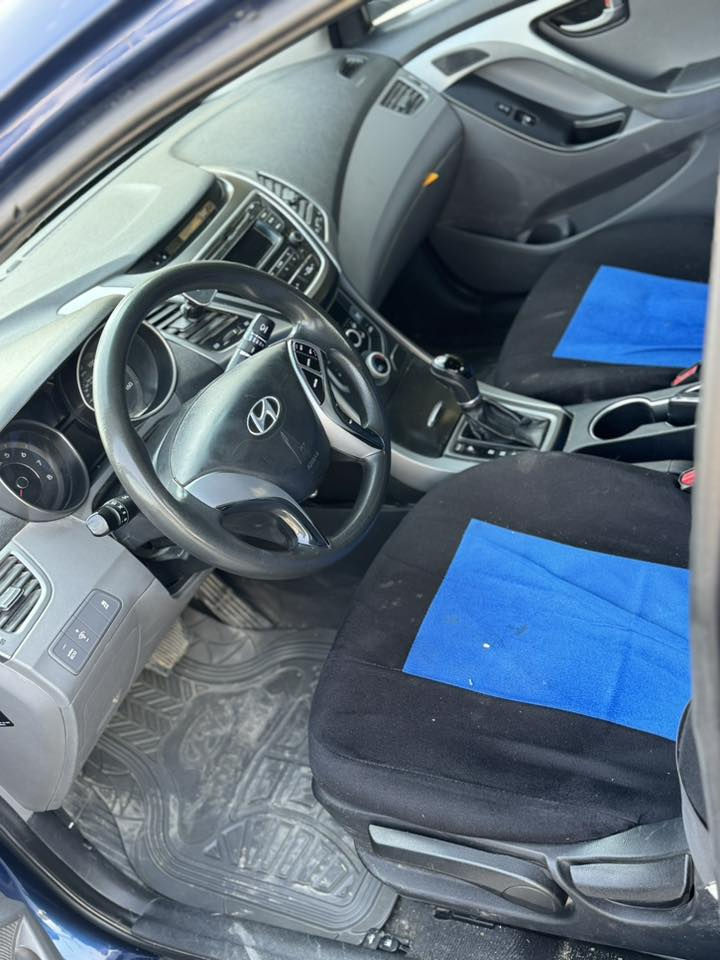 سلام عليكم سياره النتره ٢٠١٦ حادث وارد أمريكي بنيد السياره جاهزه كير محرك المكينه١٨٠٠ دوش السياره جاهزه من كلشي العنوان شارع فلسطين ***********السياره بغداد بسامينه تحويل ثاني يوم
